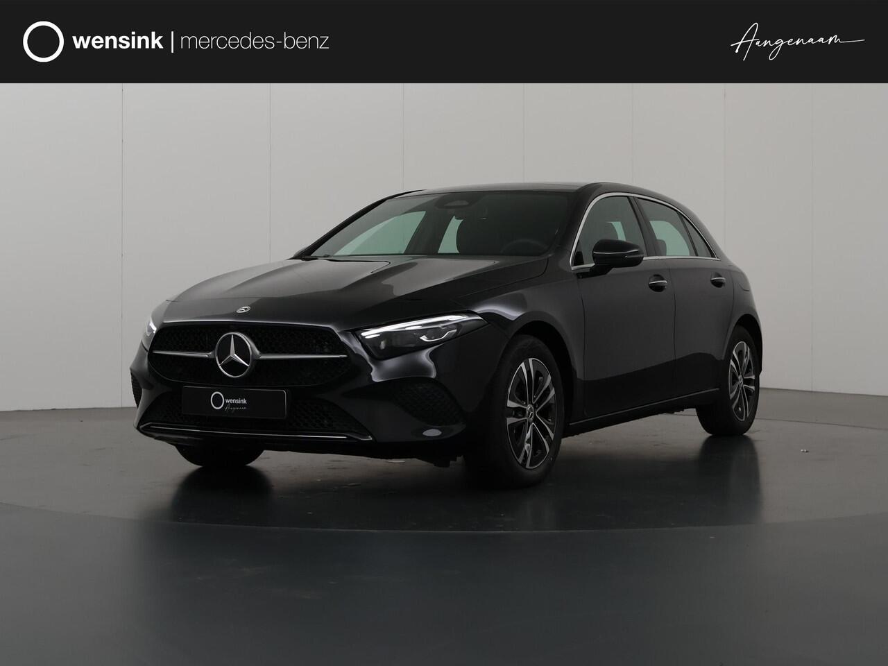 Mercedes-Benz A-KLASSE 250e Star Edition Luxury Line | Panoramadak | Keyless Entry | Trekhaak | LED-koplampen | Achteruitrijcamera |