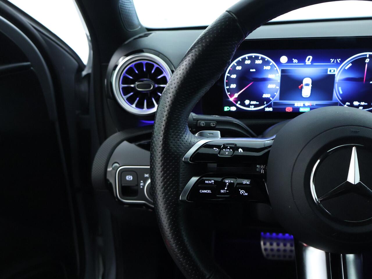 Mercedes-Benz A-KLASSE 250 e Star Edition AMG Line AMG Line | Sfeerverlichting |Achteruitrijcamera | Smartphone-integratie | Inclusief 24 maanden MB Certified garantie voor Europa.