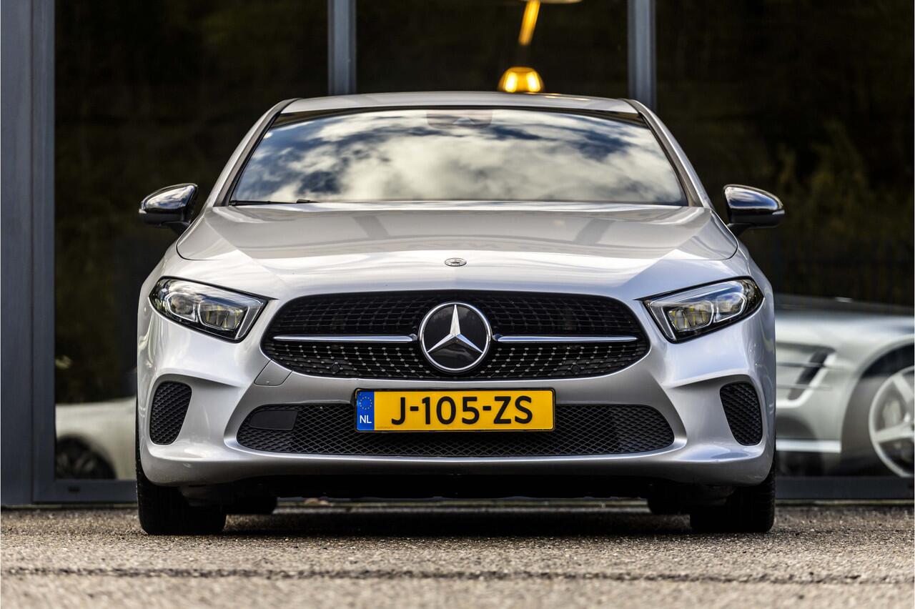 Mercedes-Benz A-KLASSE 180 Business Solution