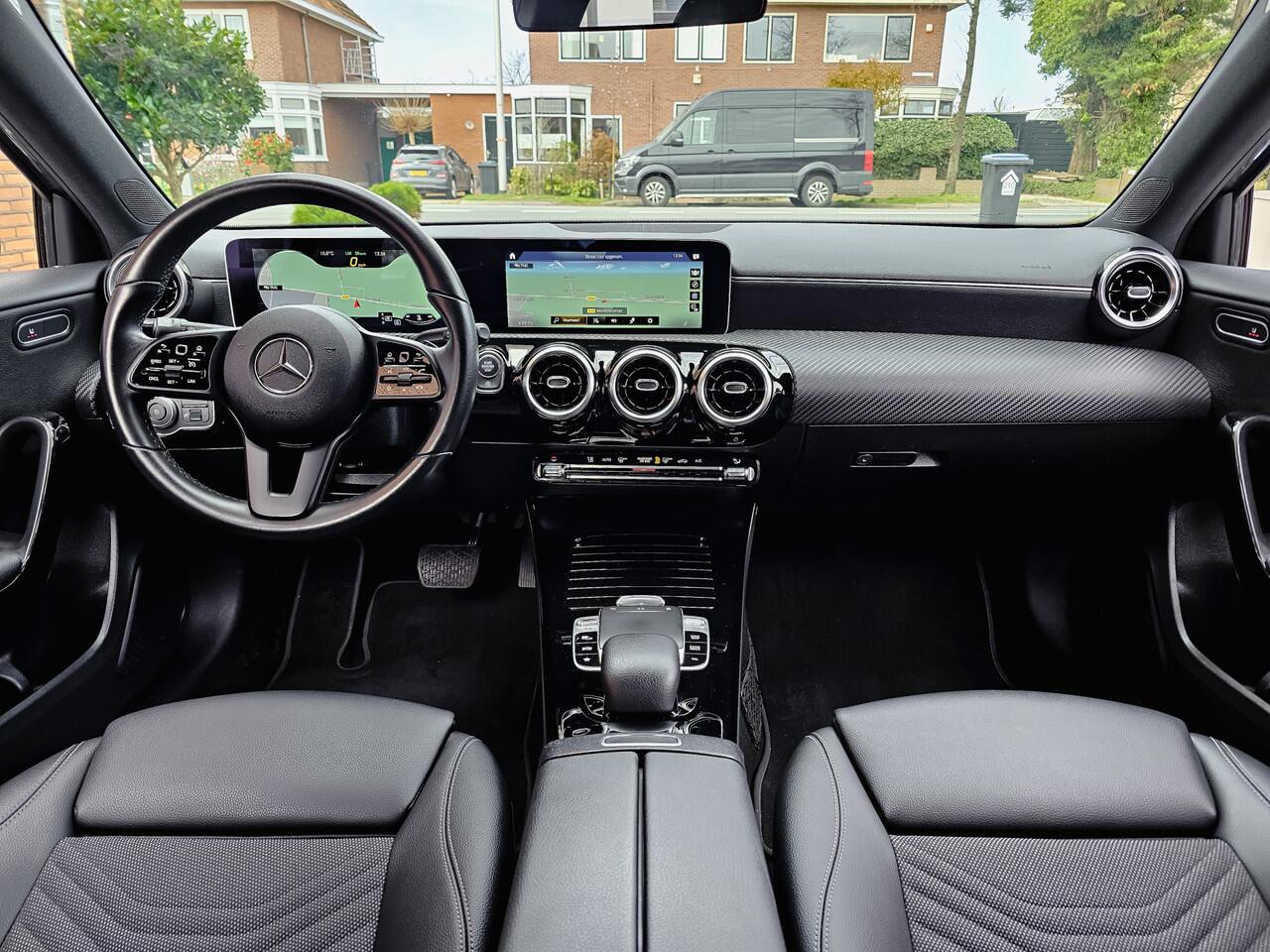 Mercedes-Benz A-KLASSE 180D ACTIE! BETAAL NU 50% 12450 DE REST IN 2JR RENTEVRIJ FINANCIEREN