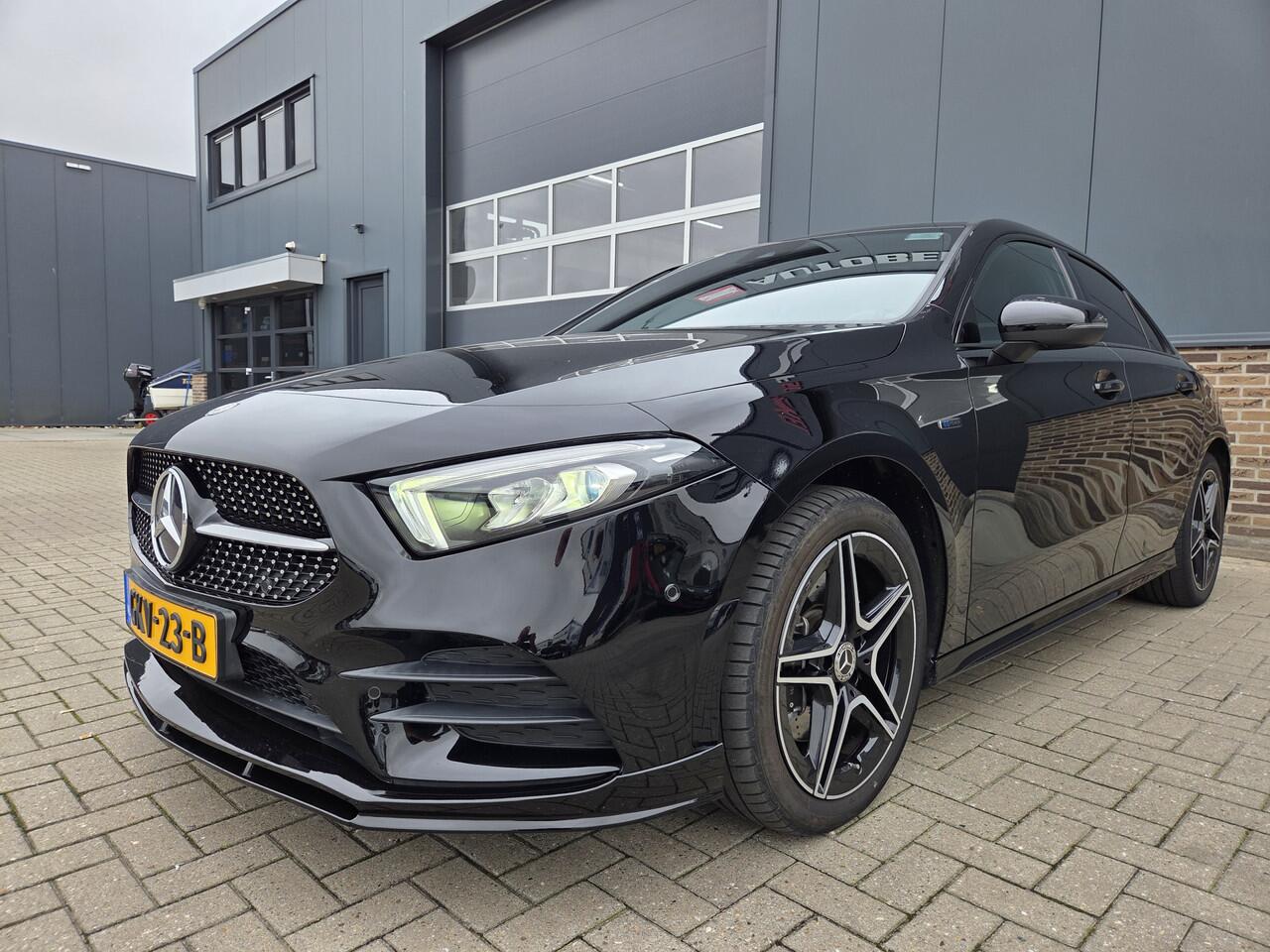 Mercedes-Benz A-KLASSE 250 e Business Solution AMG Limited