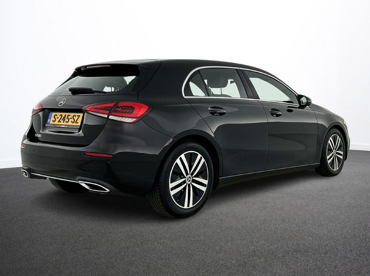 Mercedes-Benz A-KLASSE 200 163pk Automaat Progressive | Navigatie | Cruise Control | Lane Assist | Stoelverwarming | Stoelverwarming | LED | Camera | Parkeer sensoren