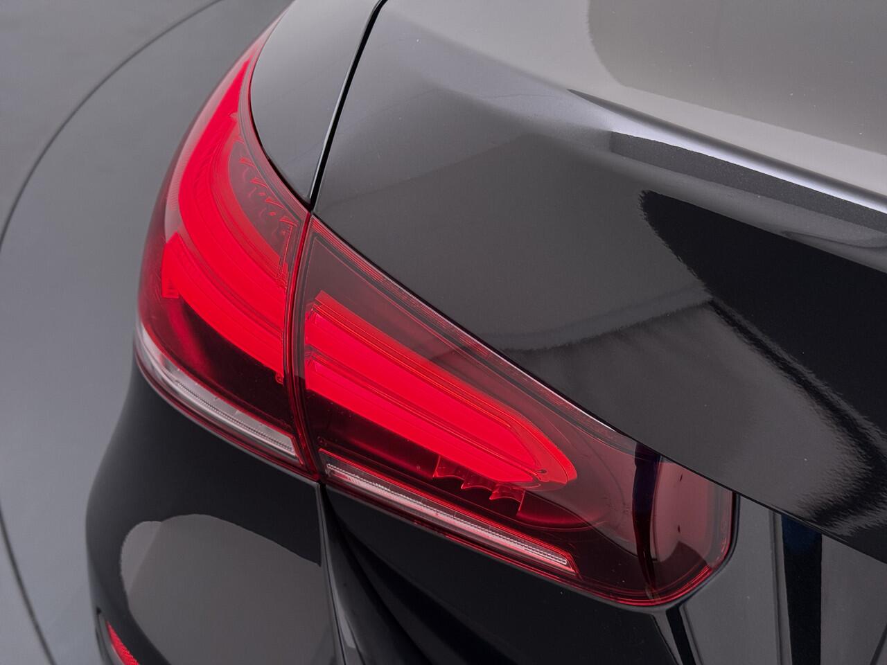 Mercedes-Benz A-KLASSE 180 Luxury | Memory Pano Multibeam Camera