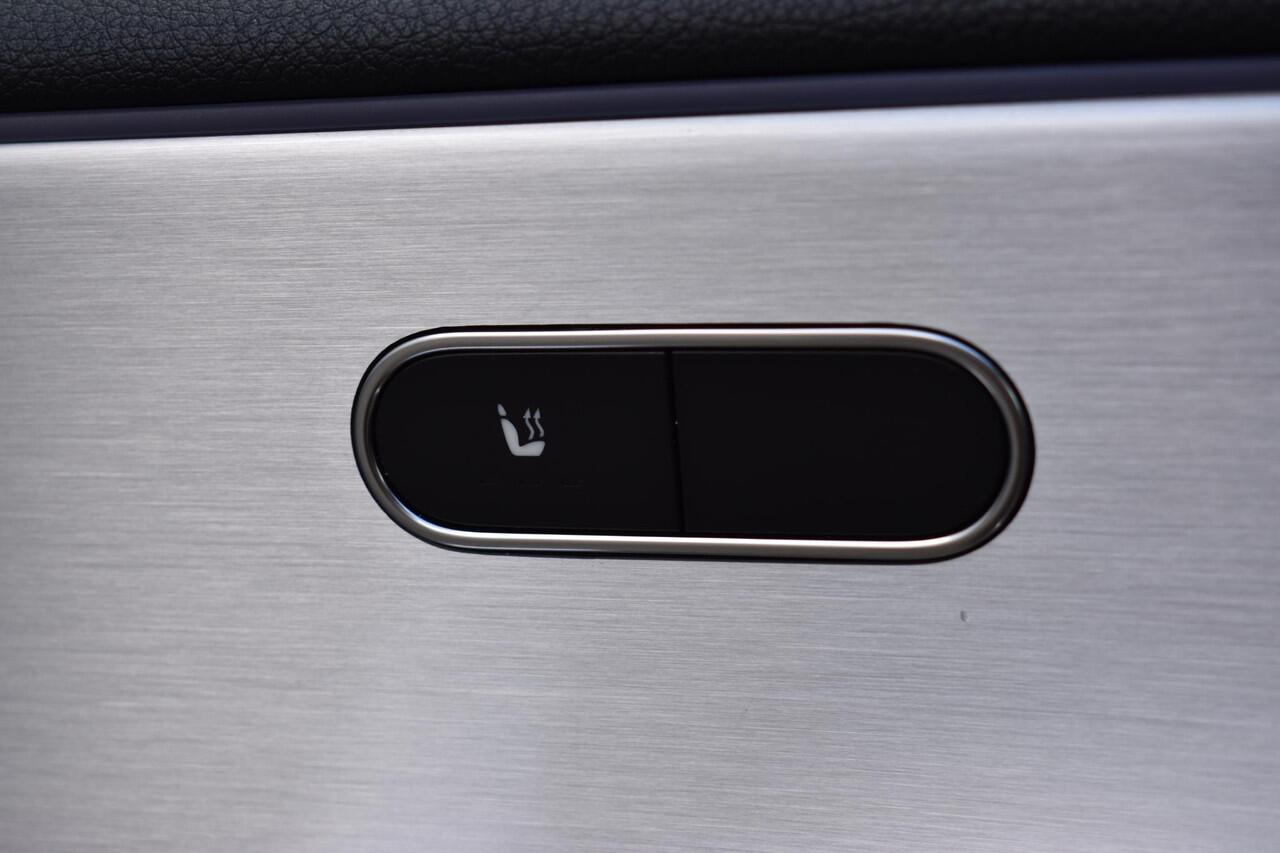 Mercedes-Benz A-KLASSE 180 Business Solution AMG | AUTOMAAT | SFEER-VERLICHTING | CAMERA | NAVI | CRUISE CONTROL | STOELVERWARMING | CLIMATE CONTROL | PDC | LMV