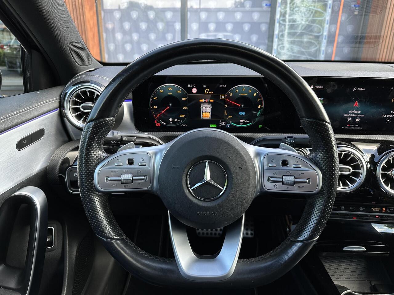 Mercedes-Benz A-KLASSE 250 e Business Solution AMG Limited Panoramadak Ambient Widescreen AMG Cruise Camera