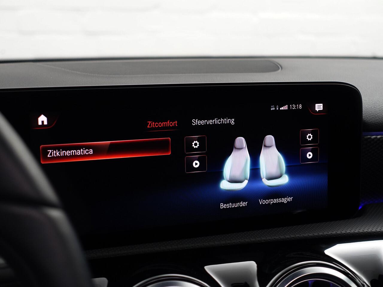 Mercedes-Benz A-KLASSE 250 e AMG Prestige Plus Aut- Panoramadak, 2x Memory, Sfeerverlichting, Carplay, Android Auto, Zitcomfort