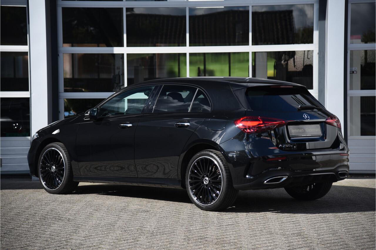 Mercedes-Benz A-KLASSE 250 e AMG Line