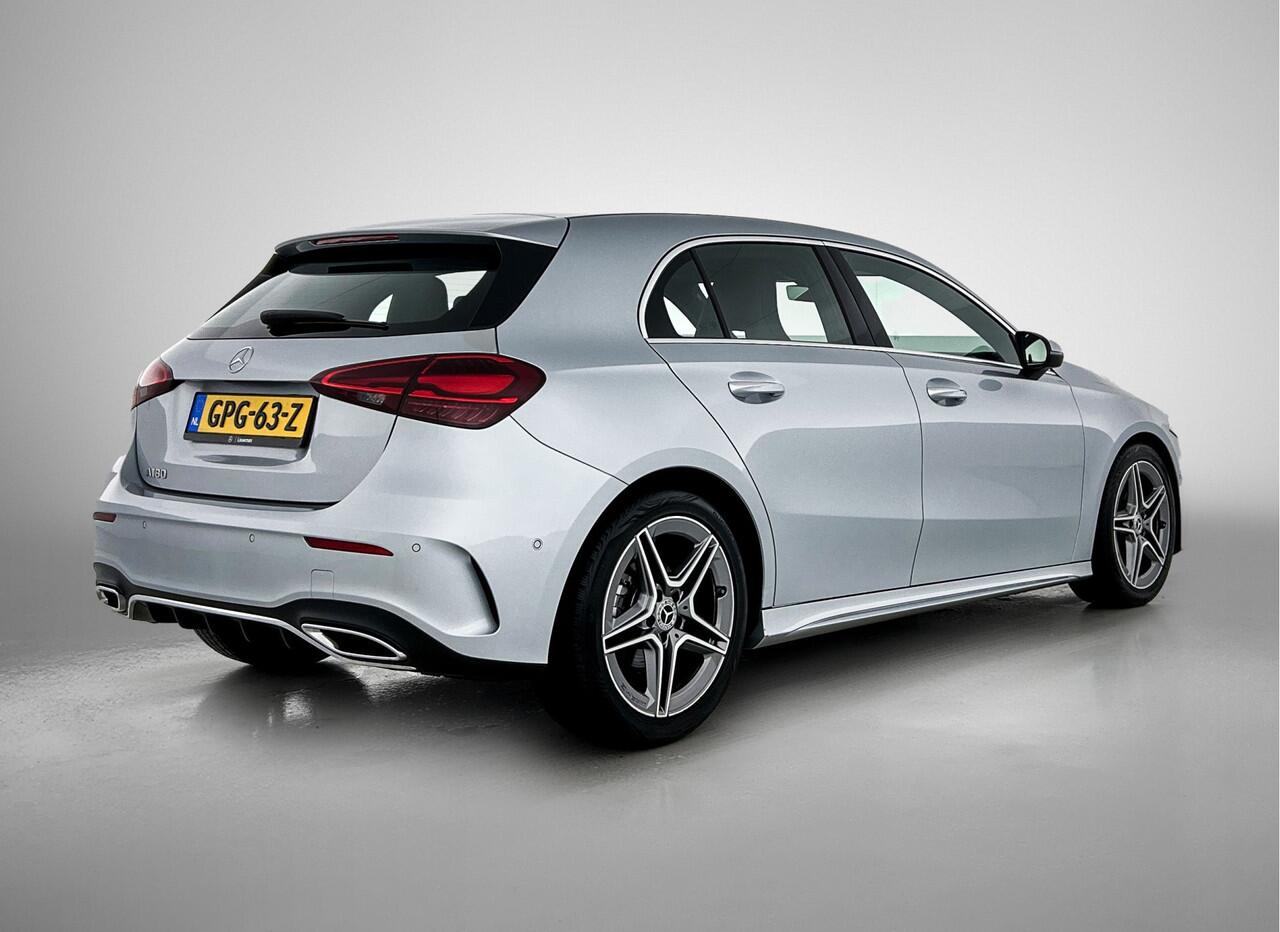 Mercedes-Benz A-KLASSE 180 AMG Star Edition AMG Line | Ledkoplampen | Apple CarPlay | Licht- en zicht pakket | Keyless-Go | Spiegel Pakket | Stoelverwarming. Inclusief 24 maanden MB Certified garantie voor Europa.