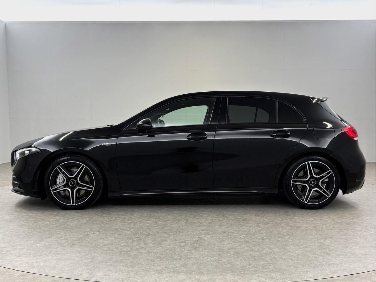 Mercedes-Benz A-KLASSE AMG 35 4MATIC 306PK | Sfeerverl. | Virtual | Burmester | Sportstoelen | Camera | Carplay | LED