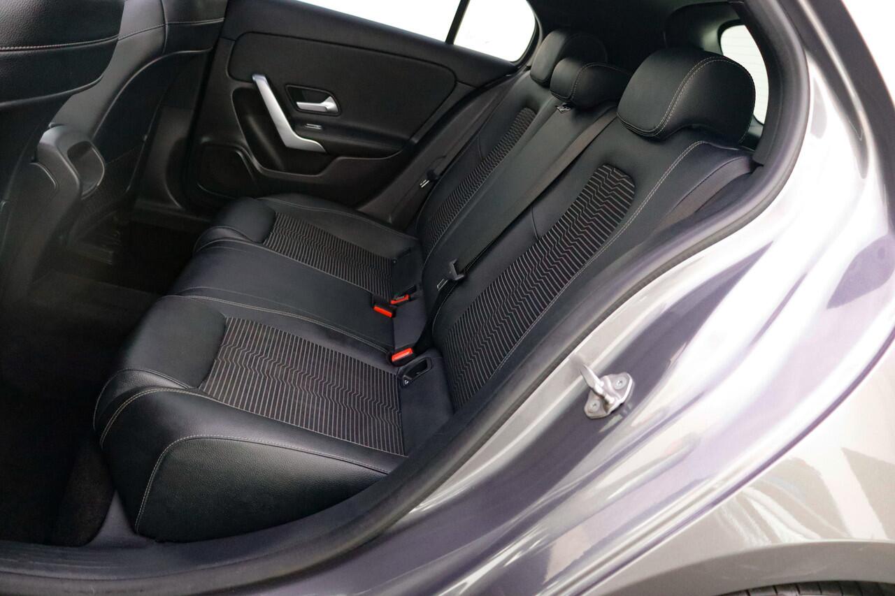 Mercedes-Benz A-KLASSE 180 Aut Advantage PANO | WIDESCREEN | CAMERA | CRUISE | HALF.LEDER | FULL.LED | LANE.ASS