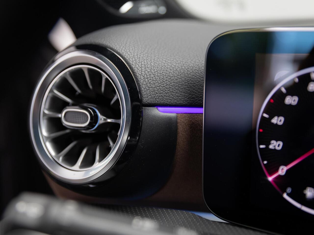 Mercedes-Benz A-KLASSE Limousine 180 Business Solution AMG