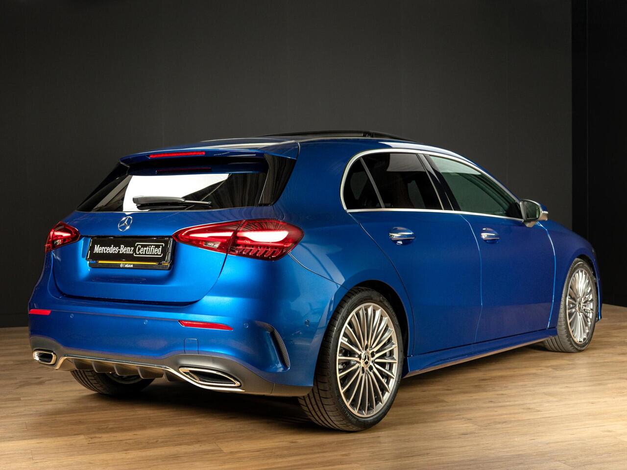 Mercedes-Benz A-KLASSE Hatchback 180 Star Edition AMG Line LIMITED Premium PLUS | Panorama dak