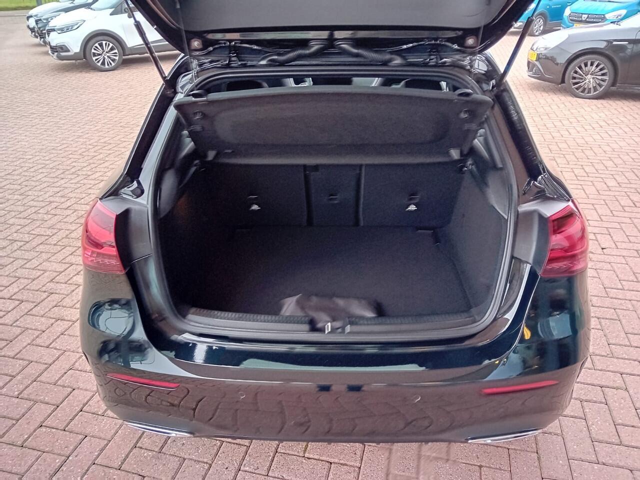 Mercedes-Benz A-KLASSE 220 4MATIC** AMG Line **Automaat*PANORAMA*Head-up display*Memory*LED*Stoel verwarming*191 PK*Vol Opties ** BOVAG GARANTIE