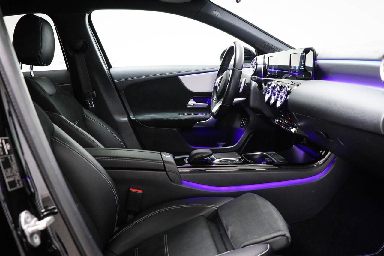Mercedes-Benz A-KLASSE 250 e Premium Plus | SFEERVERLICHTING | DAB | APPLE | 18" | AMG |