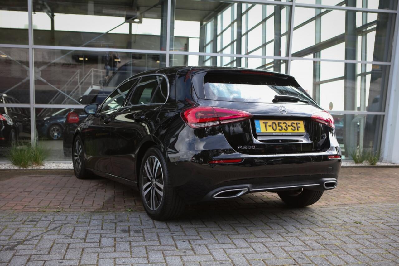 Mercedes-Benz A-KLASSE 200 Premium Plus