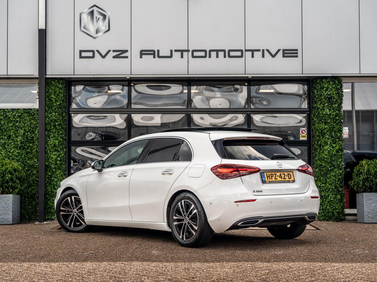 Mercedes-Benz A-KLASSE 180 Luxury Line | Pano | Sfeer | Facelift | BTW