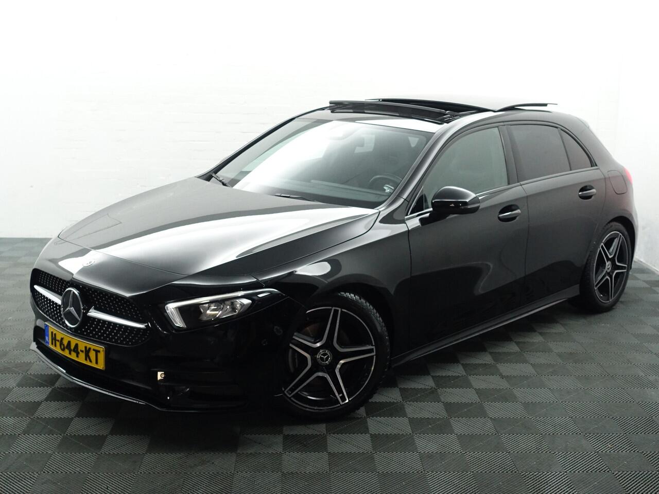 Mercedes-Benz A-KLASSE 180 AMG Night Edition Aut- Panoramadak, Sport Interieur, Xenon Led, Camera, Stoelverwarming