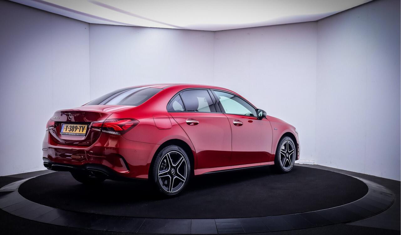 Mercedes-Benz A-KLASSE 250 e AMG SOLUTION BURMESTER | AMBIENT LIGHT | CAMERA | CARPLAY | STOELVERW | DAB | LMV 18''