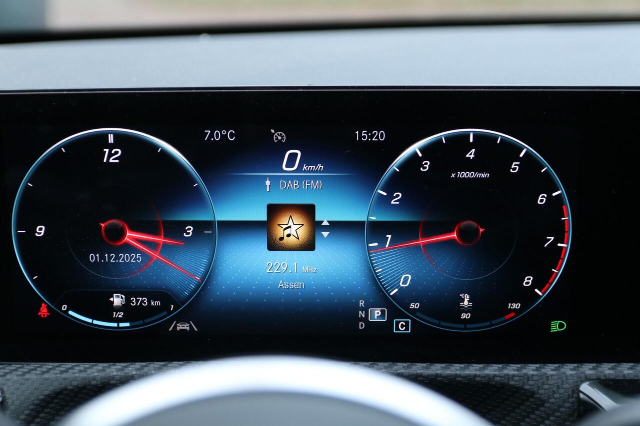 Mercedes-Benz A-KLASSE 180 Business Solution / Navi / Climate / Stoelverwarming