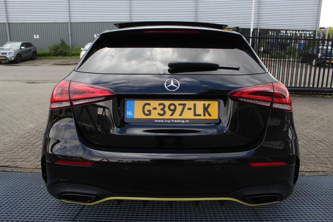 Mercedes-Benz A-KLASSE 250 Edition!! Amg pakket Automaat/Panoramadak/Digitale dash/Navigatie/Cruise control/Keyless entry+start/Matrix led koplampen/Sfeerverlichting/Stoelverwarming/Achteruitrijcamera/Parkeersensoren/Elektrisch verstelbare bestuurderstoel