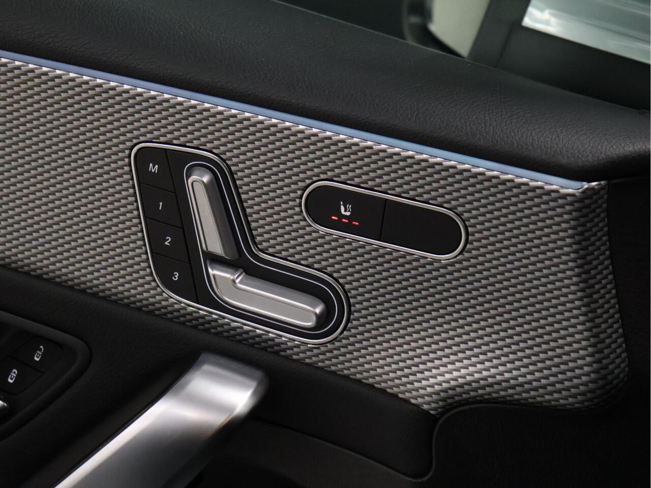 Mercedes-Benz A-KLASSE 250 e Sport [SCHUIFKANTELDAK, LED, CAMERA, MEMORY SEATS, APPLE CARPLAY, BURMESTER SOUND, ANDROID, VOL LEDER, NIEUWSTAAT]