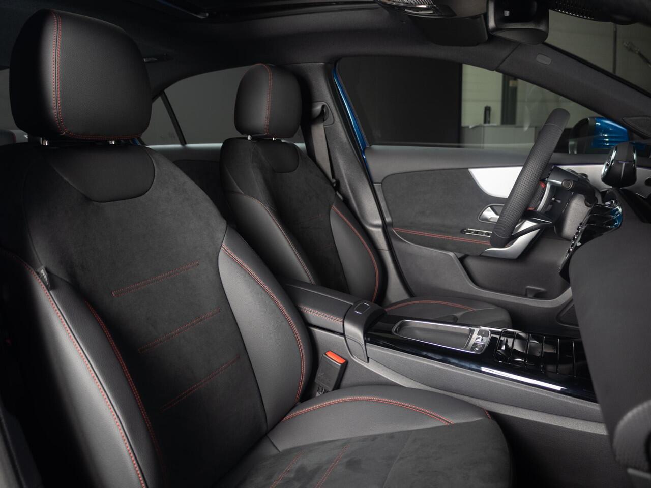 Mercedes-Benz A-KLASSE Limousine 250 e Star Edition AMG Line LIMITED