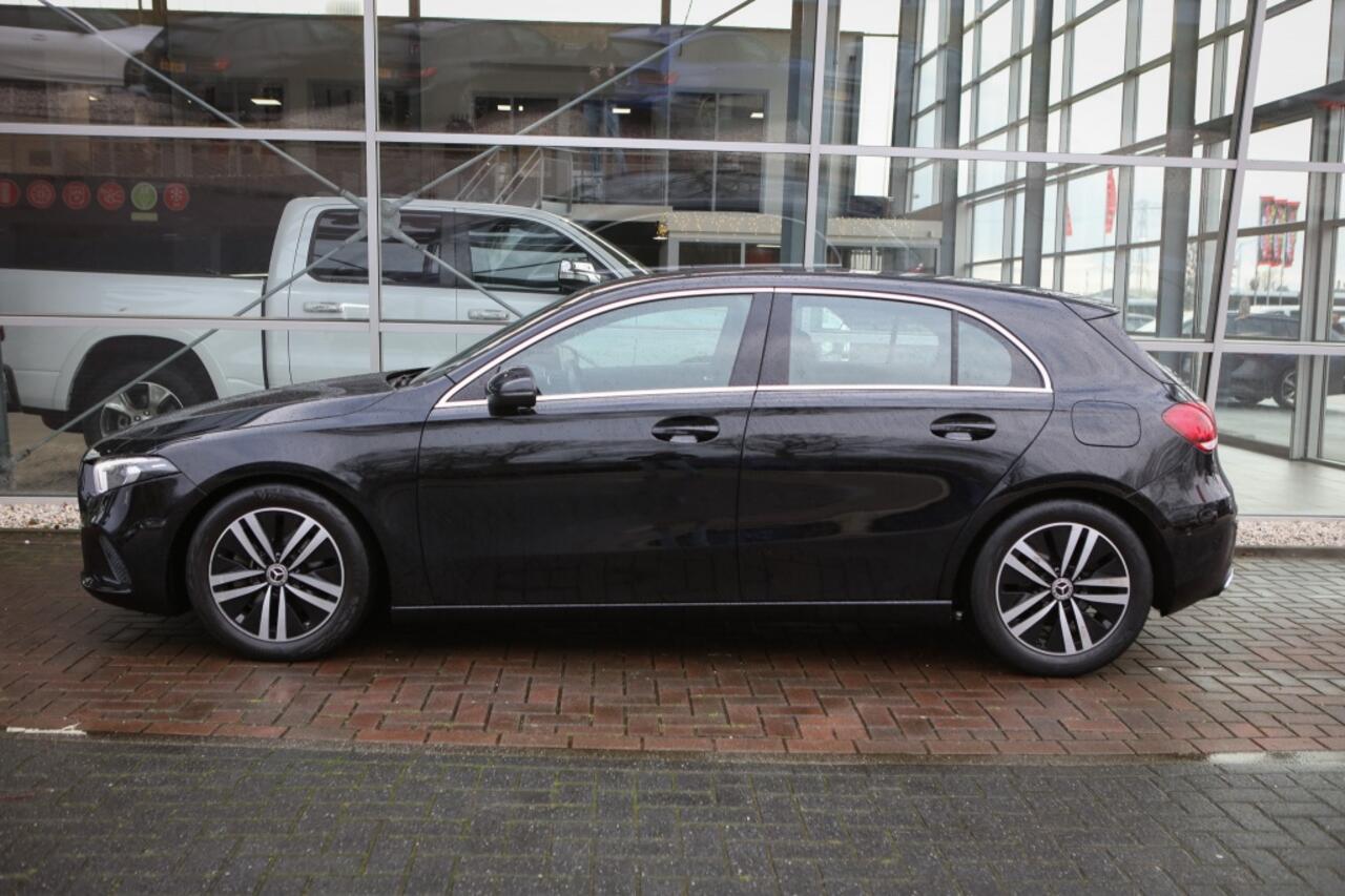 Mercedes-Benz A-KLASSE 200 Progressive | Navigatie | Achteruitrijcamera | Stoelverwarmi