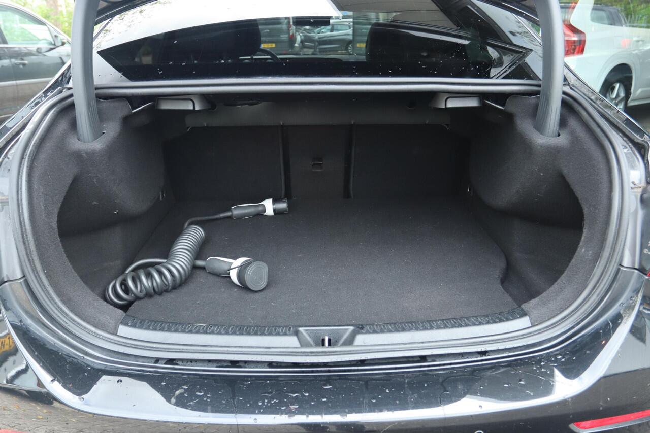 Mercedes-Benz A-KLASSE 250E BUSINESS SOLUTION AMG LIMITED | PANO | KEY-LESS | CARPLAY | TREKHAAK | CAMERA | MEMORY