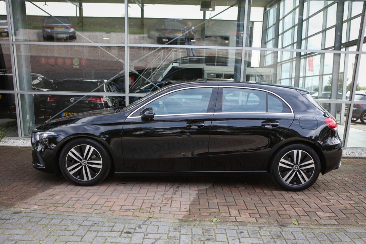 Mercedes-Benz A-KLASSE 200 Premium Plus
