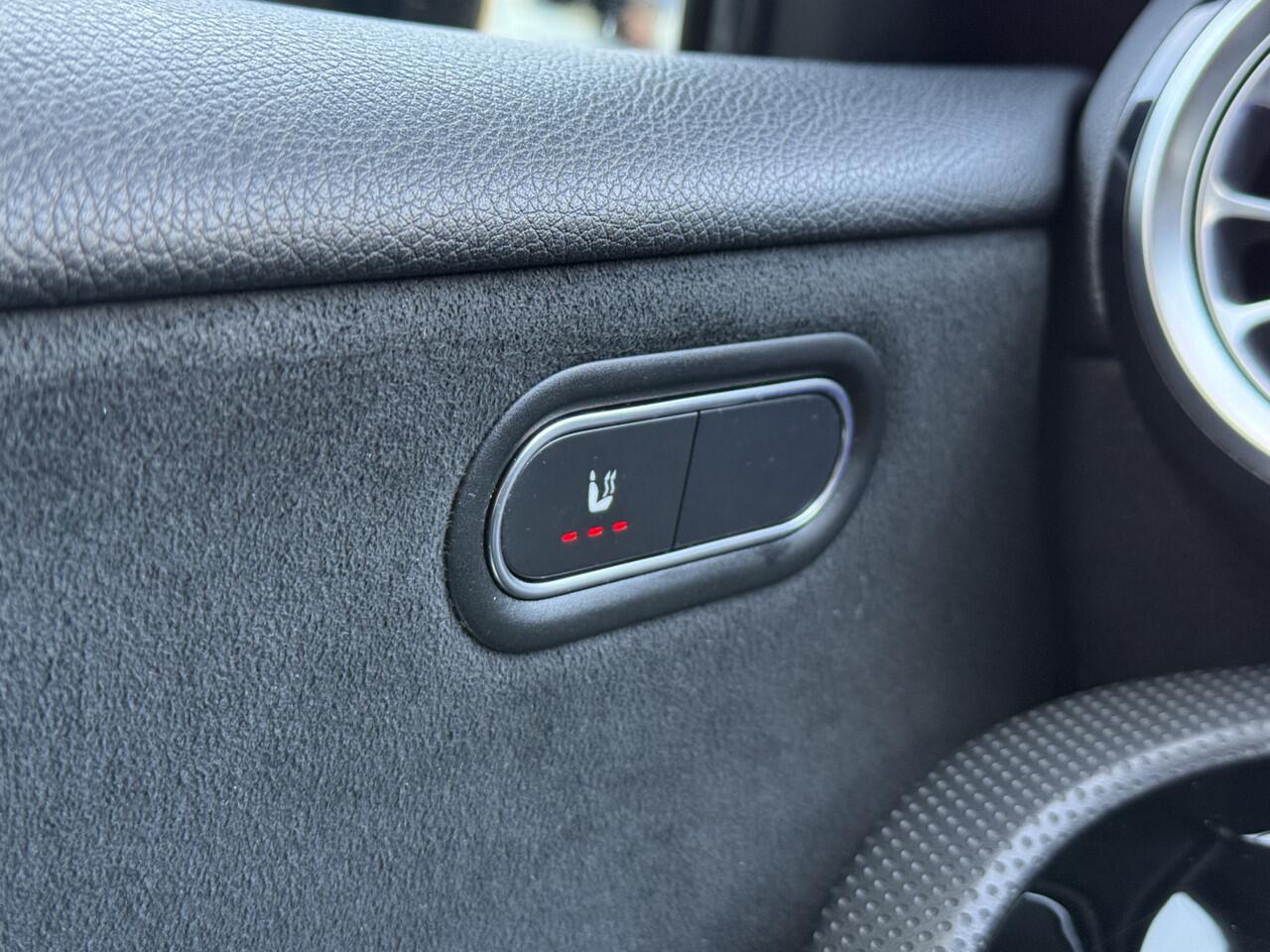 Mercedes-Benz A-KLASSE 250 e Business Solution AMG Limited | Widescreen | Camera