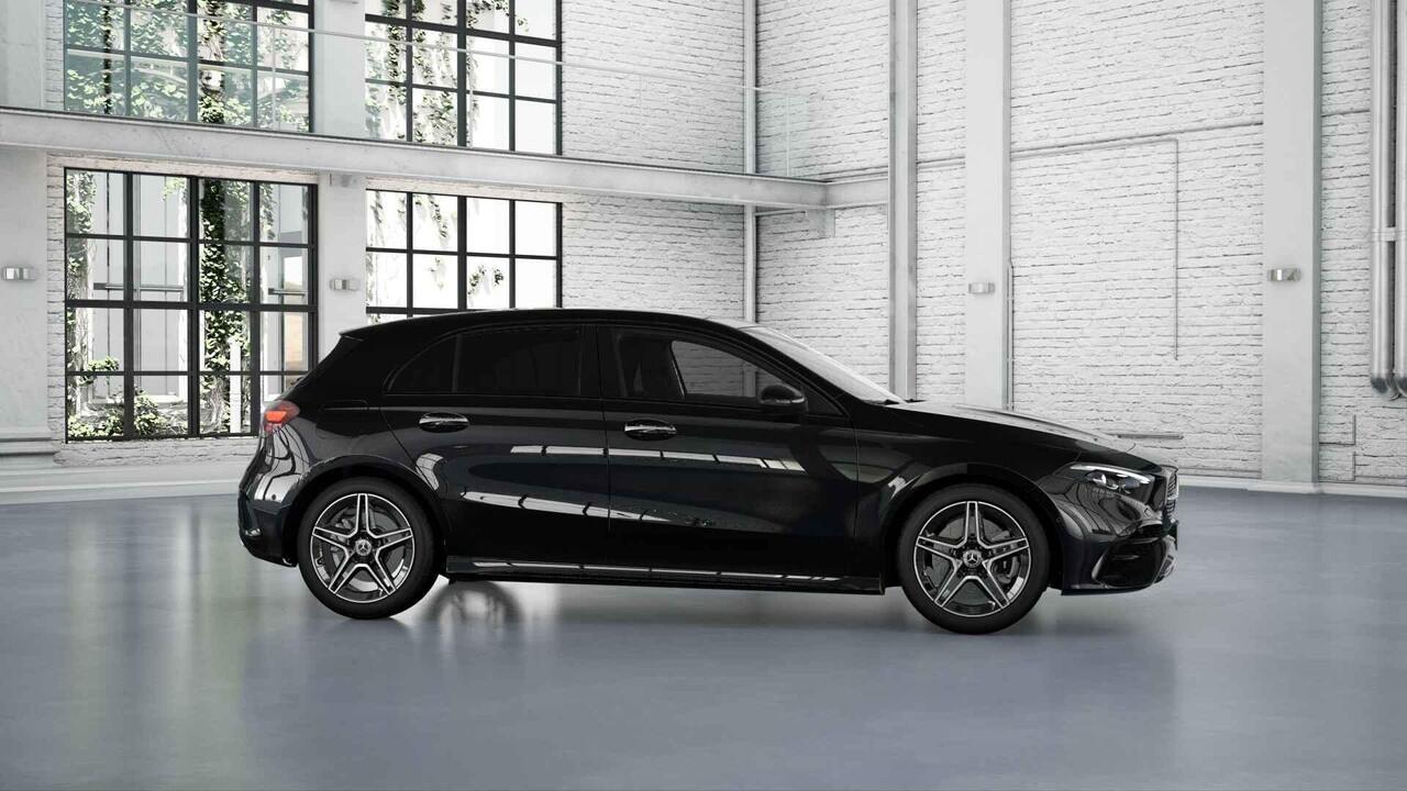 Mercedes-Benz A-KLASSE 250e Business Solution AMG | Panoramaschuifdak | Stoelverwarming | Achteruitrijcamera | MULTIBEAM LED |