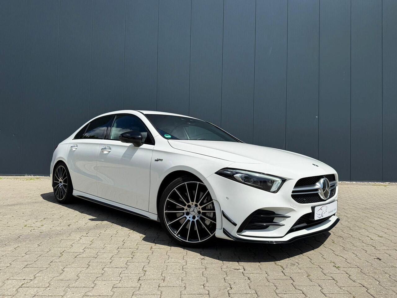 Mercedes-Benz A-KLASSE AMG 35 4MATIC Aero / Burmester / Schaalstoelen