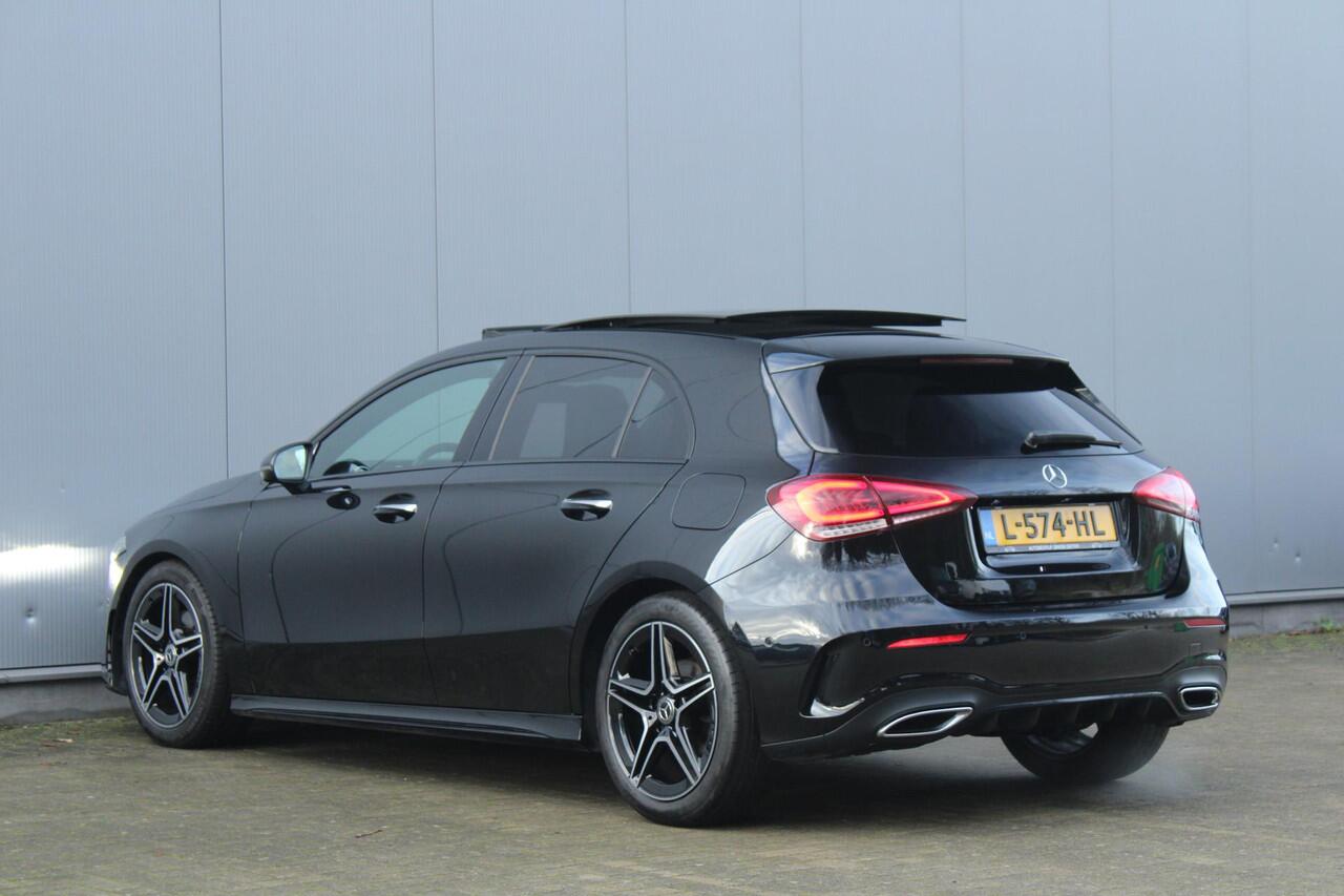 Mercedes-Benz A-KLASSE 180 Business Solution AMG | NAP! | Widescreen | Night Package | Panorama dak | Navigatie | Camera