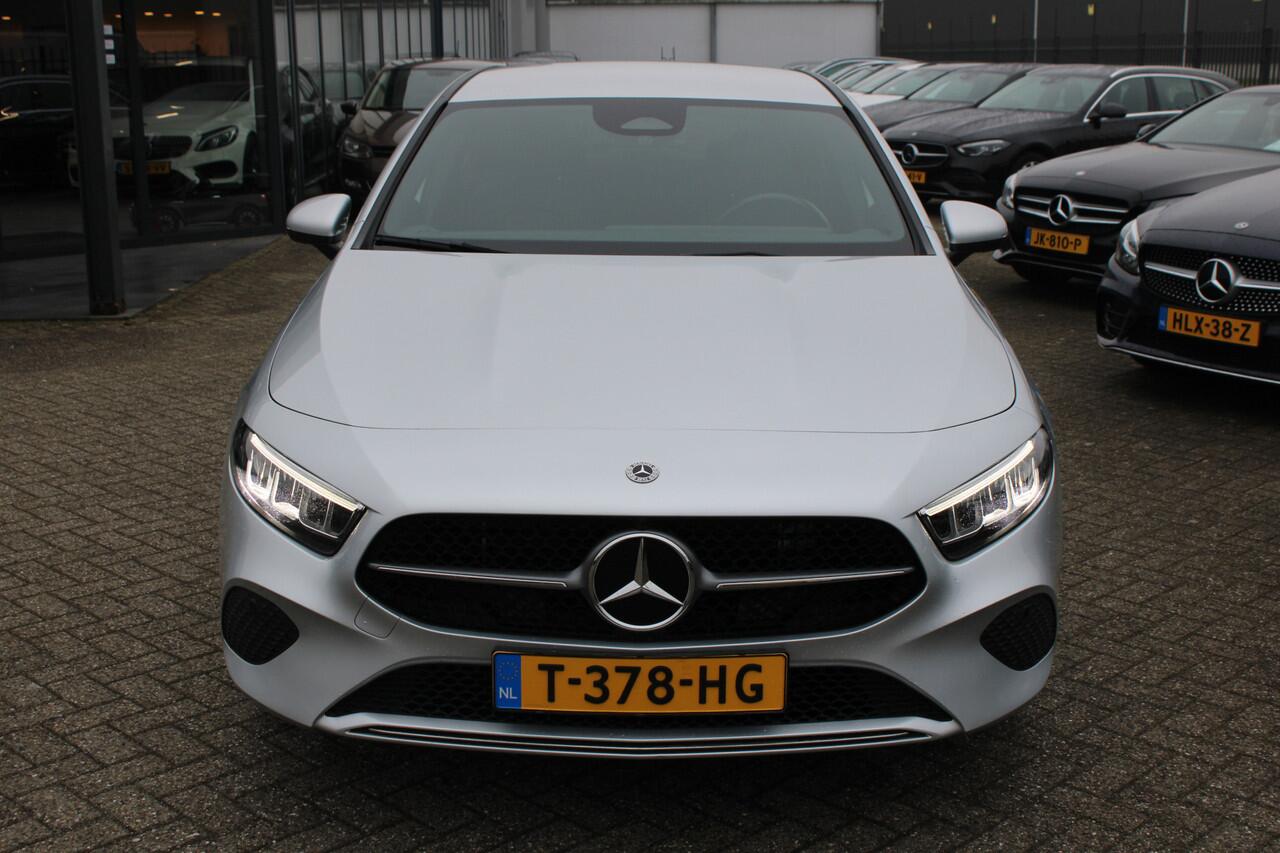 Mercedes-Benz A-KLASSE 250e AUT8 Luxury Line (FACELFT) LEDER SFEER NAVI TREKHAAK