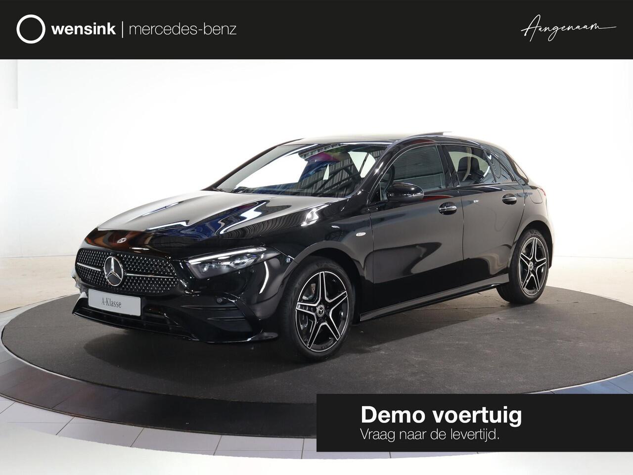 Mercedes-Benz A-KLASSE 250e Business Solution AMG | Panoramaschuifdak | Night | Achteruitrijcamera| Stoelverwarming voor | LED koplampen |