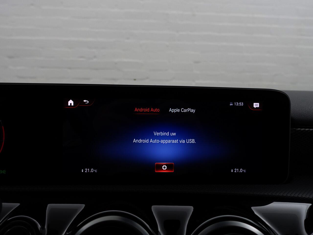 Mercedes-Benz A-KLASSE 220 AMG Prestige Plus Aut- Memory Seats, Camera, Park Assist, Leder Interieur, Xenon Led, Keyless, Zitcomfort