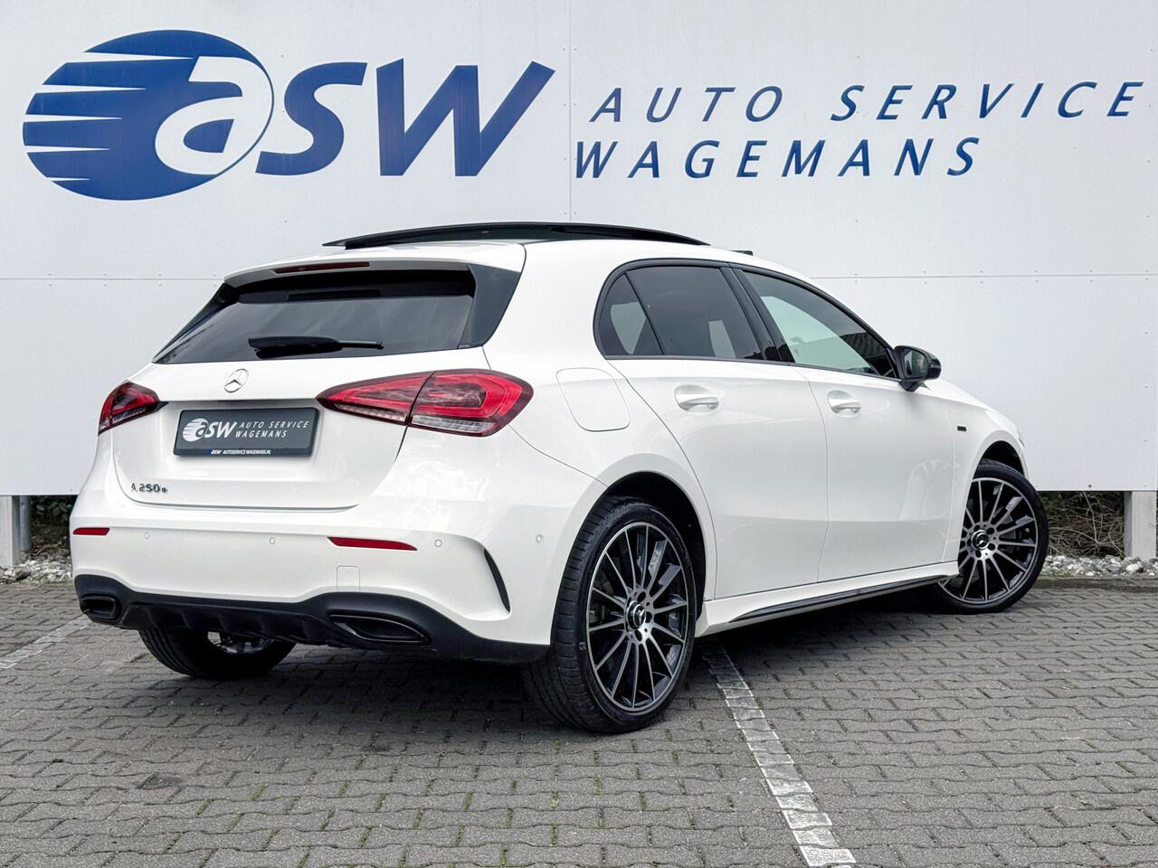 Mercedes-Benz A-KLASSE 250 e Business Solution AMG Limited | Pano | Ambient Light | Camera | LED | MBUX | 19 inch