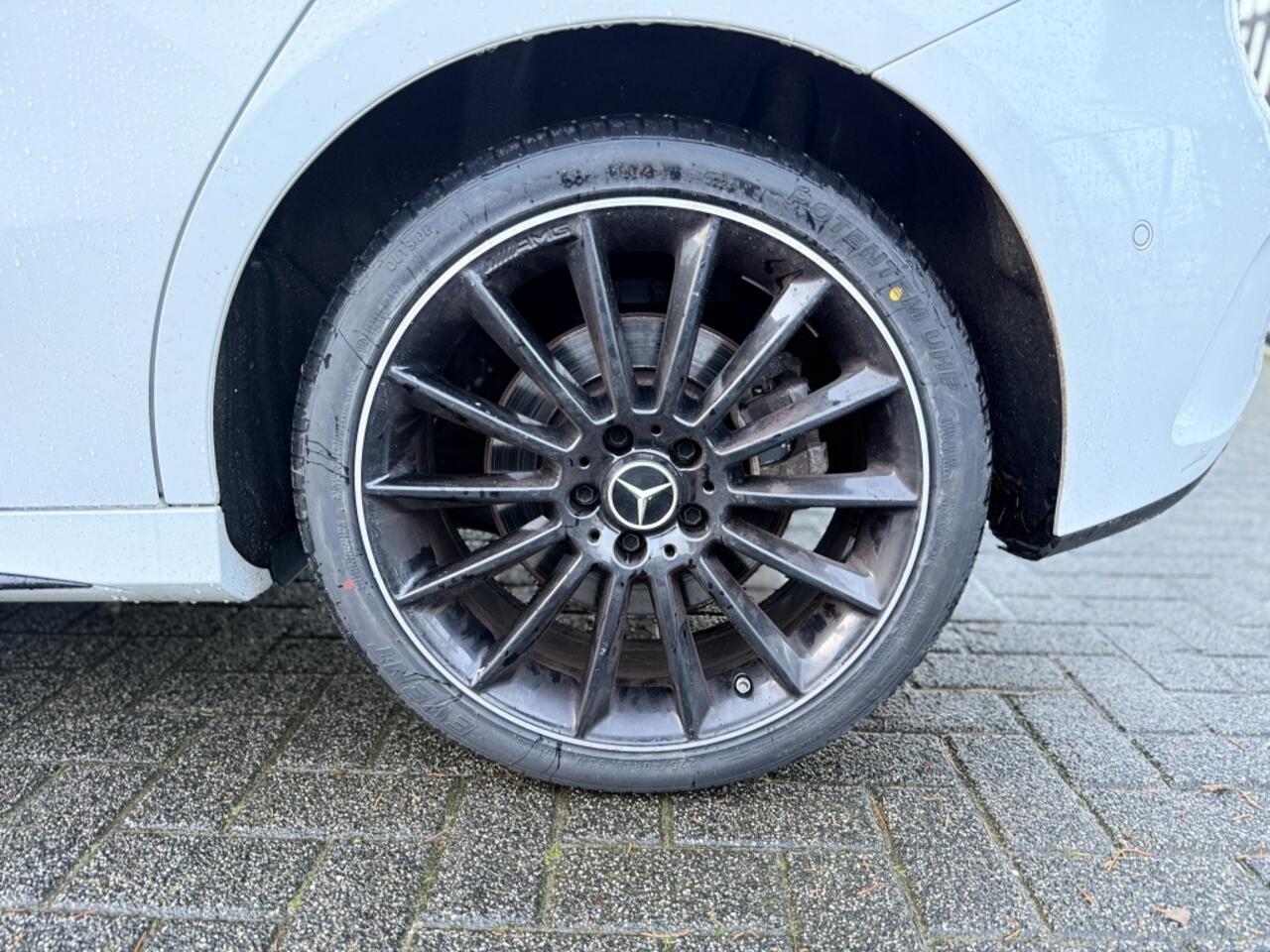 Mercedes-Benz A-KLASSE A250e AMG |Edition|360Cam|Pano|Autopilot|full