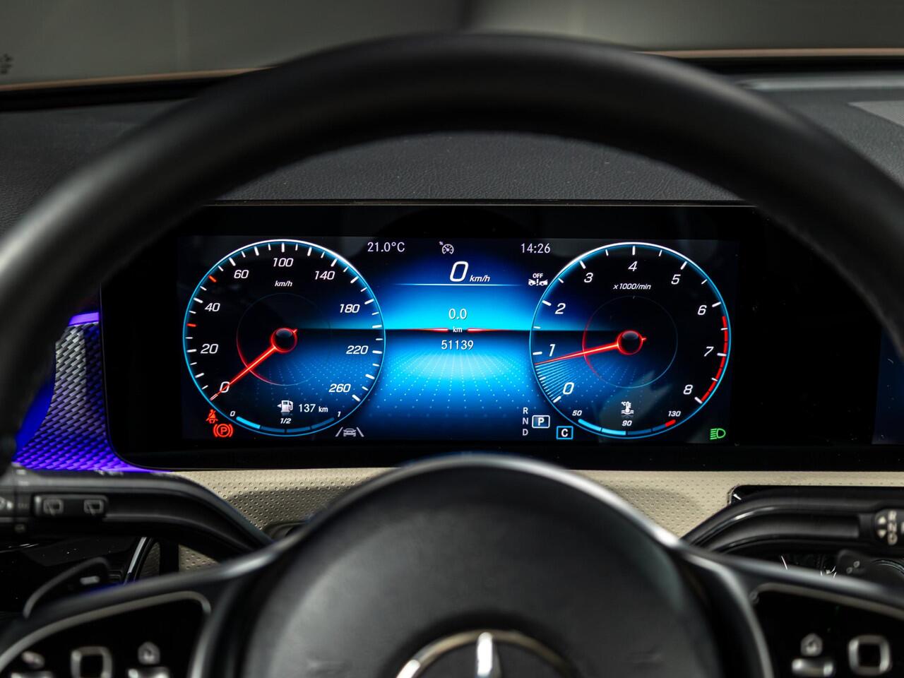 Mercedes-Benz A-KLASSE Hatchback 180 Business Solution Luxury Panorama dak