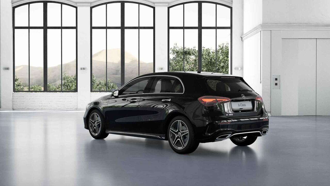 Mercedes-Benz A-KLASSE 180 Business Solution AMG | Panoramaschuifdak | Stoelverwarming | Achteruitrijcamera | MULTIBEAM LED |