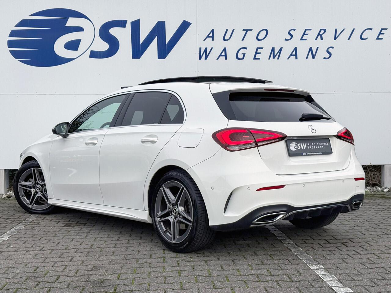 Mercedes-Benz A-KLASSE 200 Business Solution AMG | Pano | Camera | LED | MBUX | 18 inch