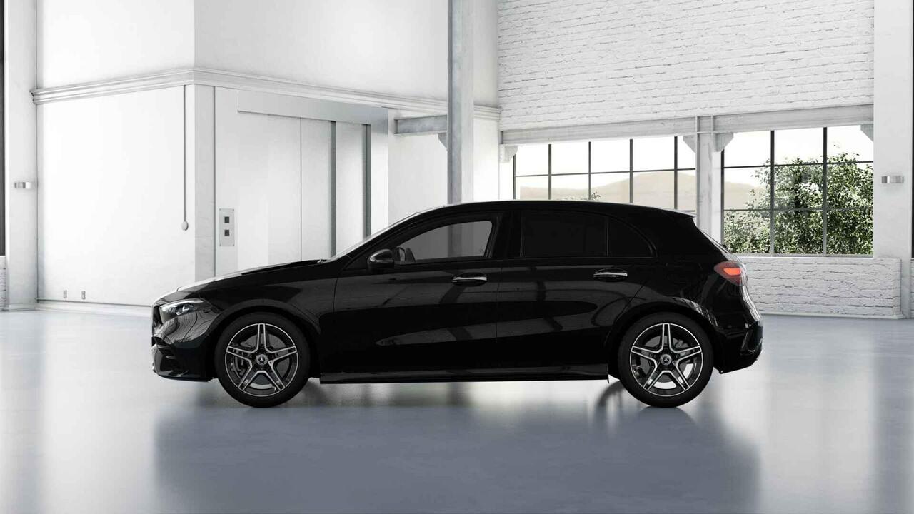 Mercedes-Benz A-KLASSE 250e Business Solution AMG | Panoramaschuifdak | Stoelverwarming | Achteruitrijcamera | MULTIBEAM LED |