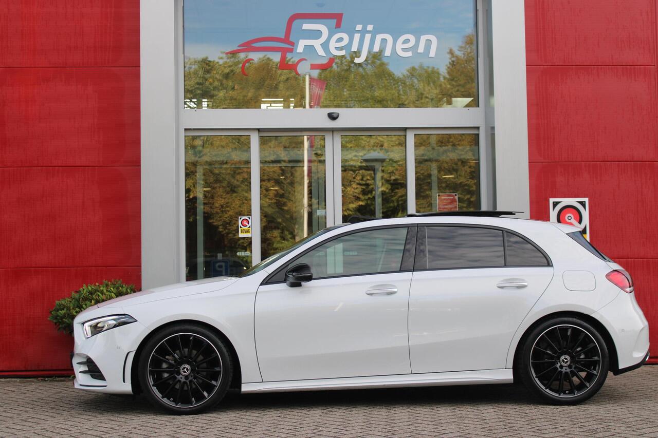 Mercedes-Benz A-KLASSE 180 136PK AMG LINE AUTOMAAT | PANORAMISCH SCHUIF/KANTEL DAK | KEYLESS ENTRY / GO | NAVIGATIE | ACHTERUITRIJ CAMERA | PARKEERSENSOREN VOOR EN ACHTER | HIGH PERFORMANCE LED KOPLAMPEN | STOEL VERWARMING | SPIEGEL PAKKET | NIGHT PAKKET | LICHTMETALEN VELGEN 1
