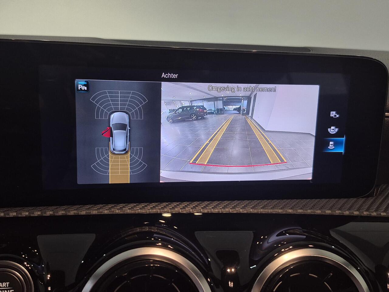 Mercedes-Benz A-KLASSE 180 Business Solution | Wide Screen | Navigatie | Camera |