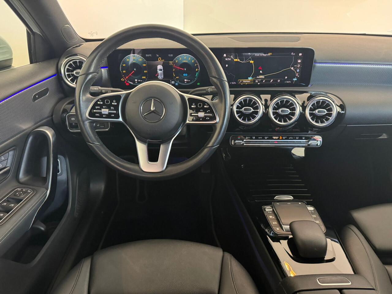 Mercedes-Benz A-KLASSE 250 e Business Solution Luxury Limited