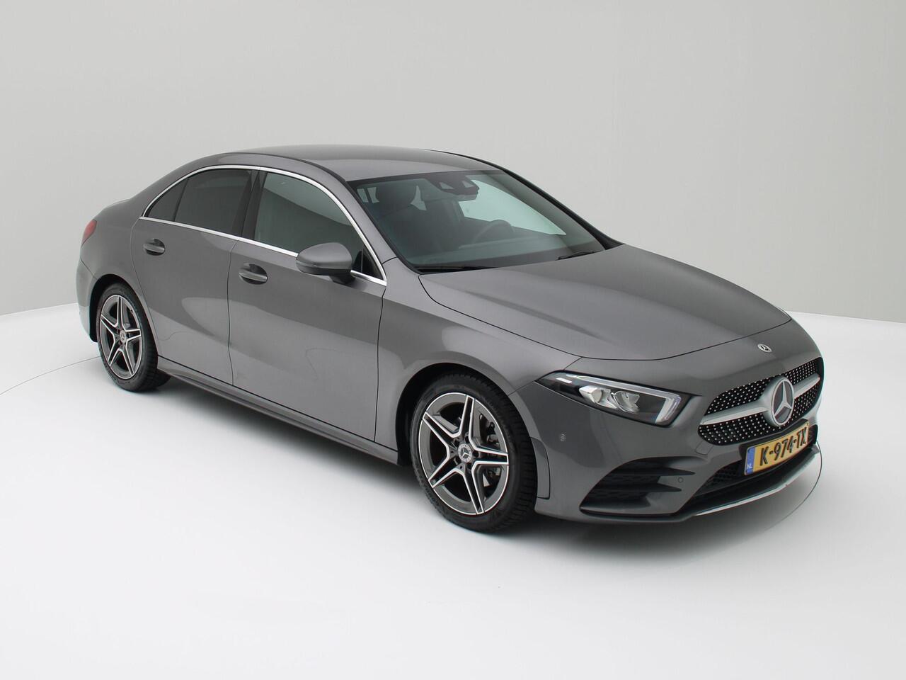 Mercedes-Benz A-KLASSE 200 Business Solution AMG Camera / Wide screen / Origineel NL