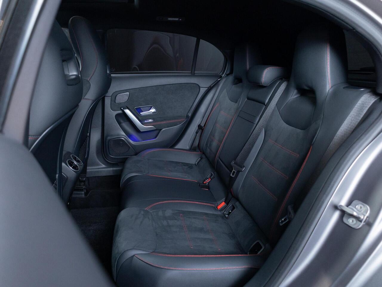 Mercedes-Benz A-KLASSE Hatchback 180 Business Solution AMG Panorama dak