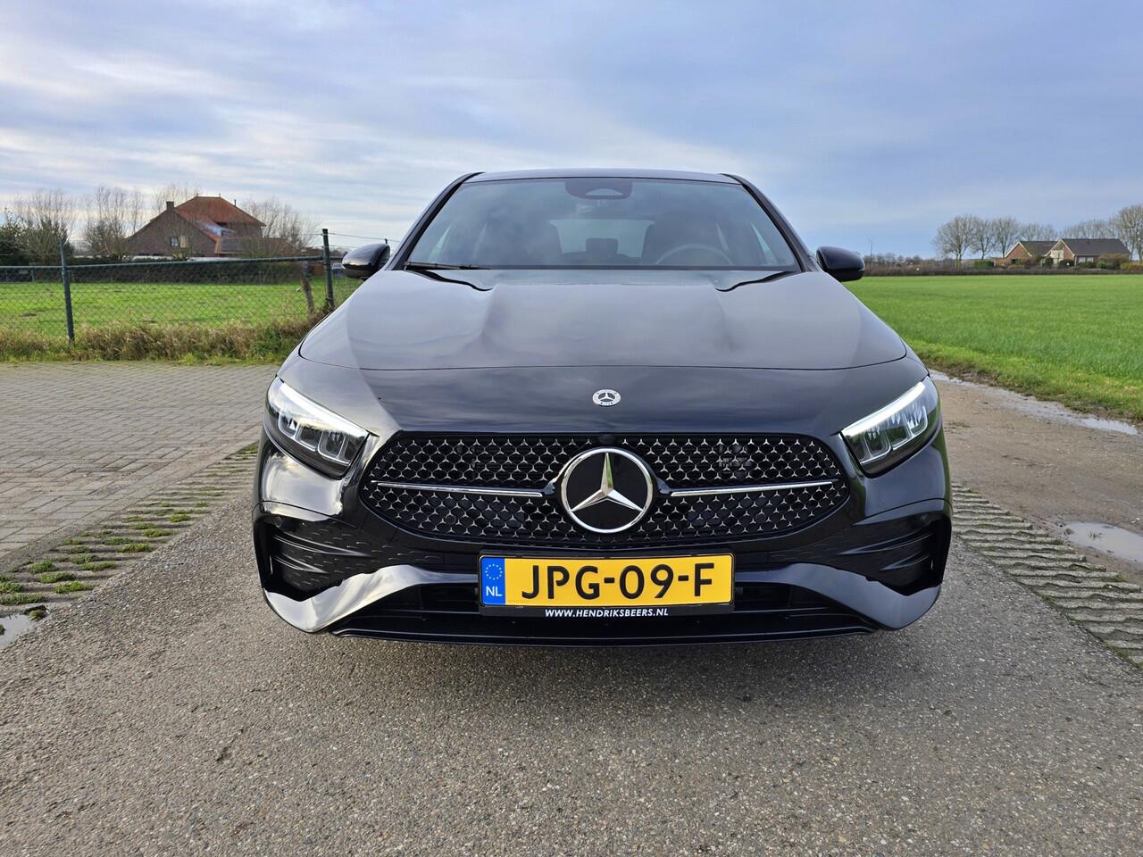 Mercedes-Benz A-KLASSE 250 e Star Edition AMG Line - 165 Pk - Euro 6 - Navi - Sfeerverlichting