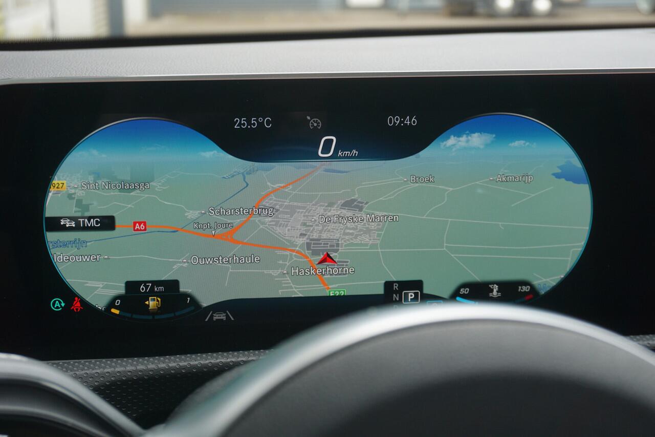 Mercedes-Benz A-KLASSE 180 Business Solution AMG | Automaat | WideScreen | Camera | Origineel NL |