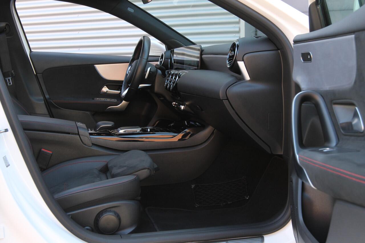 Mercedes-Benz A-KLASSE AMG 45 4MATIC+ I Aut. I 388 PK I Camera I Pano.dak